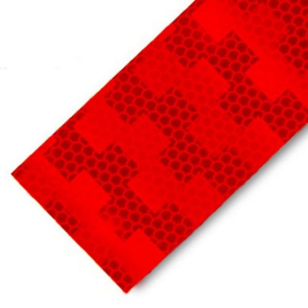 Fenyvisszavero-csik-5cm-dobozos-felepitmenyre-piros-E-m.-3M-983-72-DG3